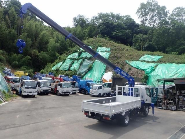 Hino DUTRO 2010-07 7606820-23