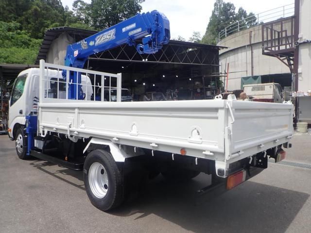 Hino DUTRO 2010-07 7606820-25