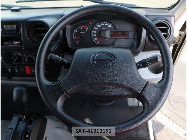 Hino DUTRO 2018-01 7616294-21