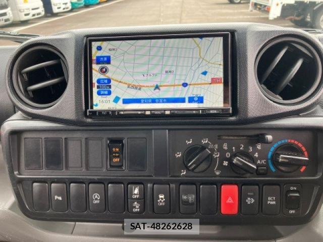 Hino DUTRO 2022-03 7616292-18