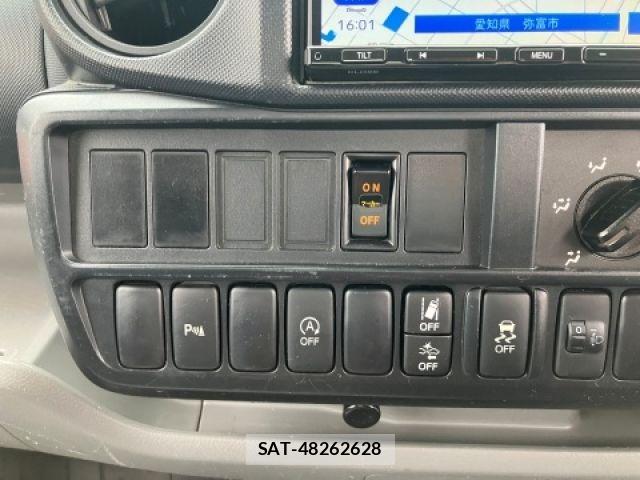 Hino DUTRO 2022-03 7616292-19