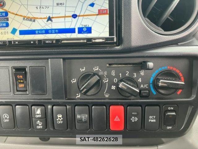 Hino DUTRO 2022-03 7616292-20