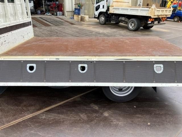 Hino DUTRO 2023-01 7606821-9