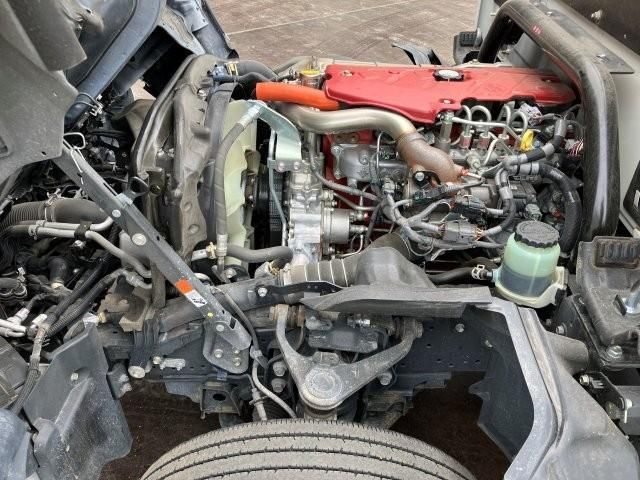 Hino DUTRO 2023-01 7606821-24
