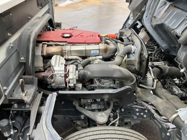 Hino DUTRO 2023-01 7606821-25