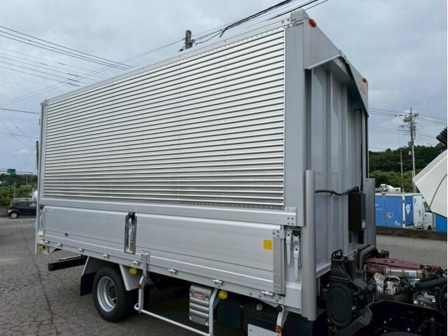 Hino DUTRO 2025-06 7606815-12