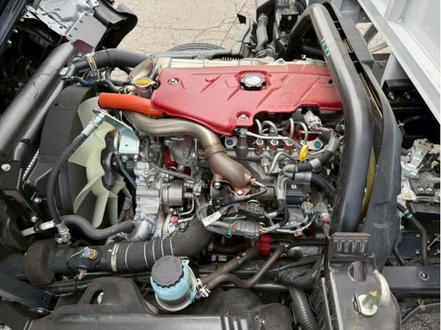 Hino DUTRO 2025-06 7606815-19