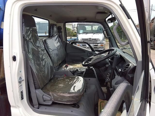 Hino DUTRO 2015-01 7710127-10