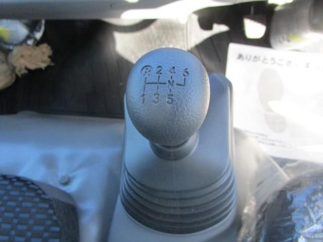 Hino DUTRO 2025-09 7710005-16