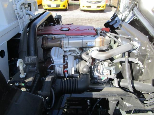 Hino DUTRO 2025-09 7710005-24