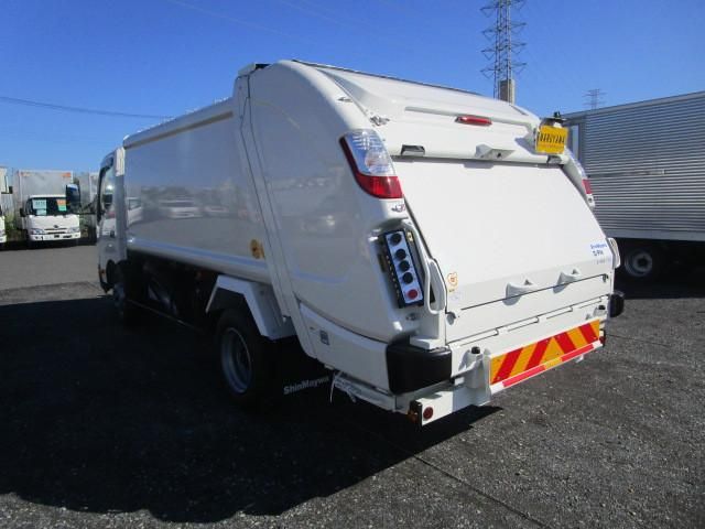 Hino DUTRO 2025-09 7710005-2