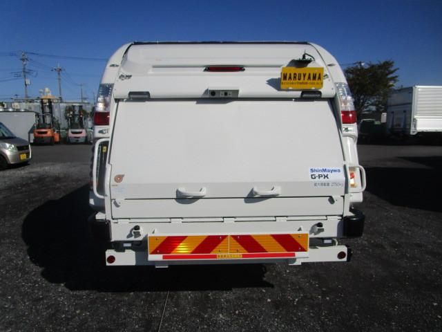 Hino DUTRO 2025-09 7710005-6