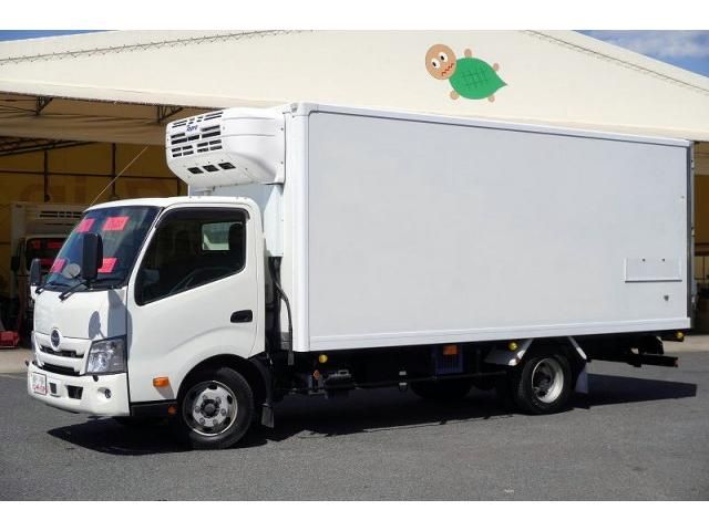 Hino DUTRO 2020-04 7710104-0