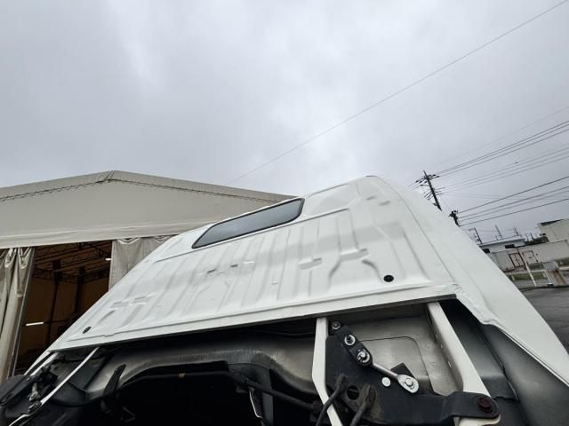Hino DUTRO 2016-12 7710134-14