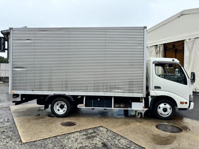 Hino DUTRO 2016-12 7710134-3