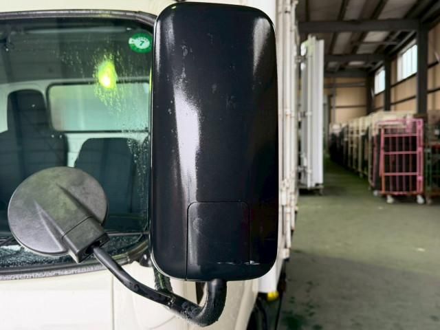 Hino DUTRO 2019-09 7710079-16