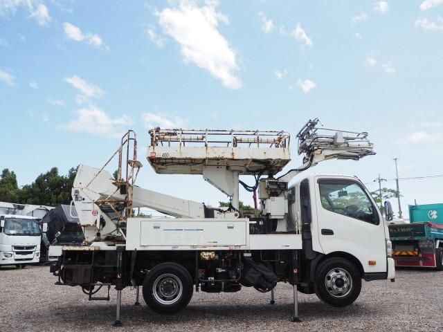 Hino DUTRO 2014-02 7710053-5