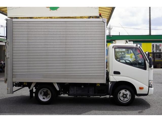 Hino DUTRO 2017-04 7710118-4