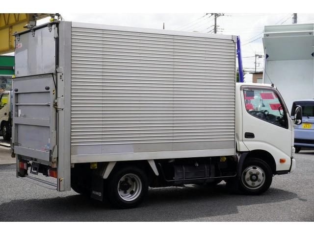 Hino DUTRO 2017-04 7710118-7