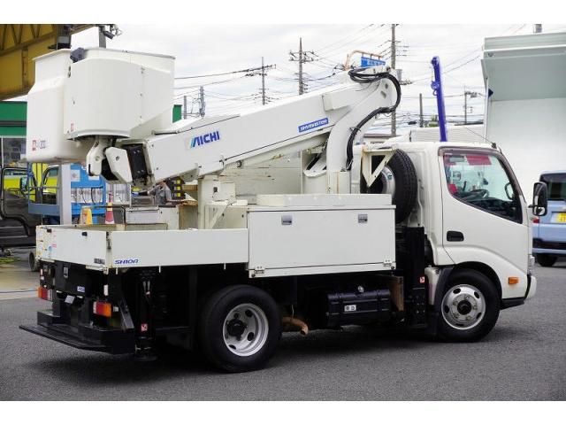 Hino DUTRO 2017-12 7710082-7