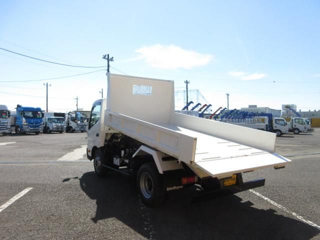 Hino DUTRO 2025-08 7710009-12