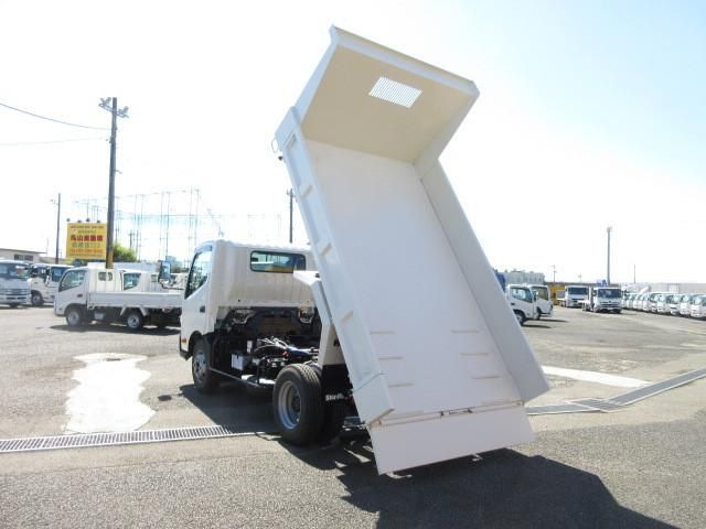 Hino DUTRO 2025-08 7710009-14