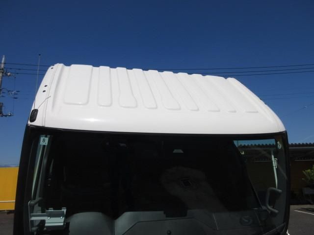 Hino DUTRO 2025-08 7710009-27