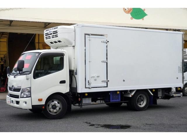 Hino DUTRO 2018-03 7710014-0