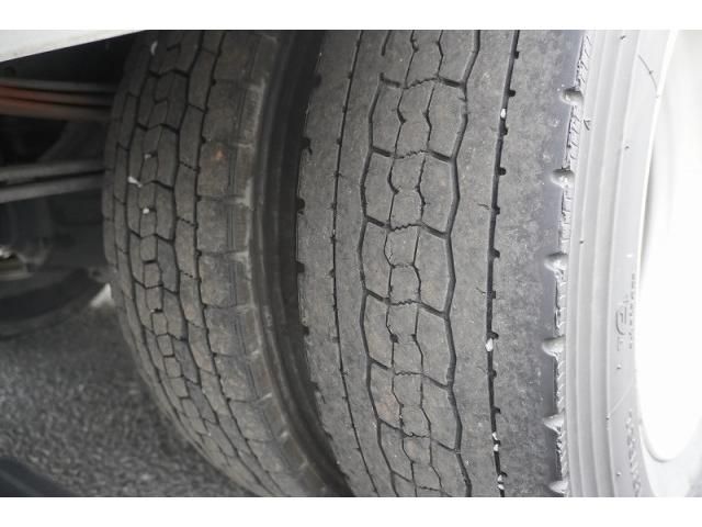 Hino DUTRO 2018-03 7710014-10