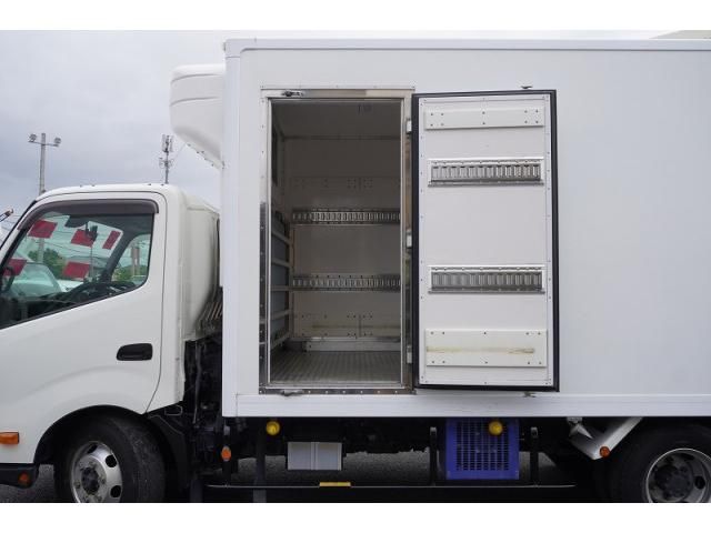 Hino DUTRO 2018-03 7710014-18