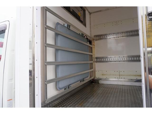 Hino DUTRO 2018-03 7710014-19