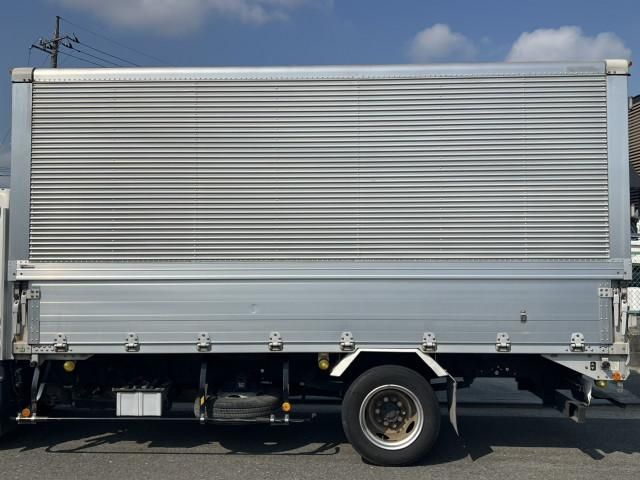 Hino DUTRO 2016-10 7710083-6