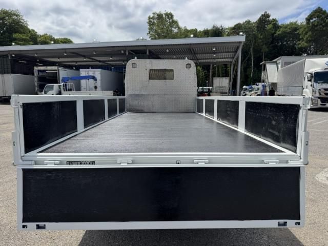 Hino DUTRO 2022-05 7710086-9