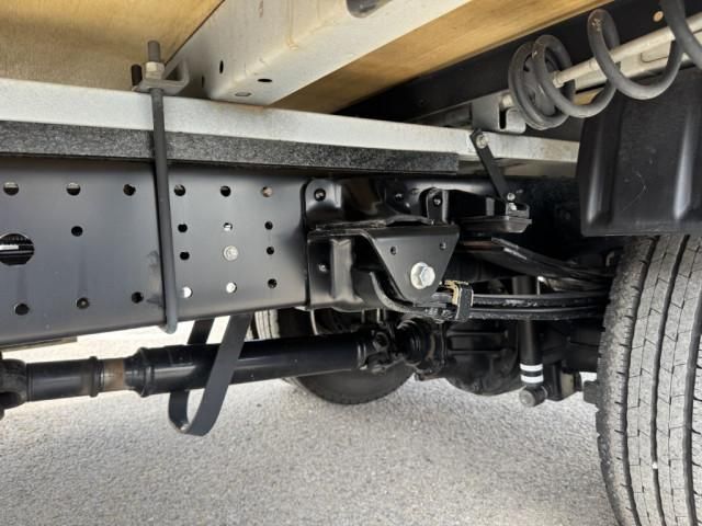 Hino DUTRO 2022-05 7710086-16