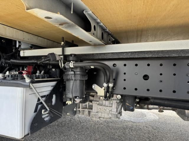 Hino DUTRO 2022-05 7710086-18