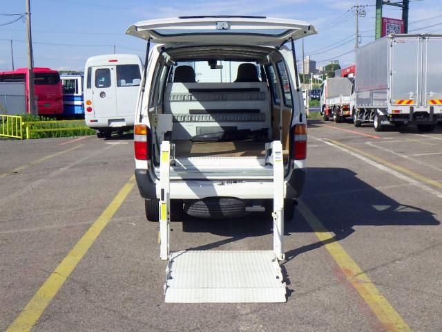 Hino DUTRO 2018-10 7710102-10