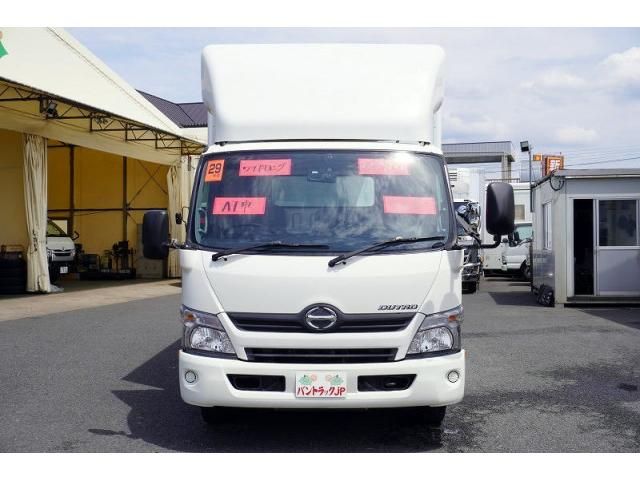 Hino DUTRO 2017-07 7710052-1