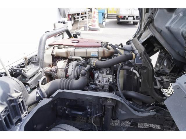 Hino DUTRO 2017-07 7710052-25