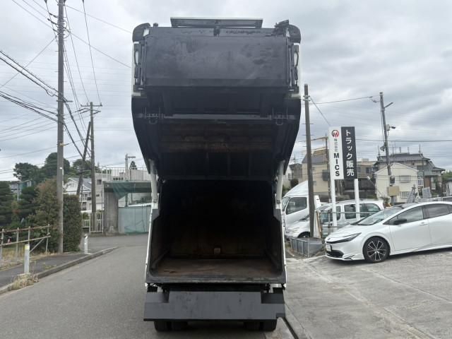 Hino DUTRO 2019-01 7710054-13