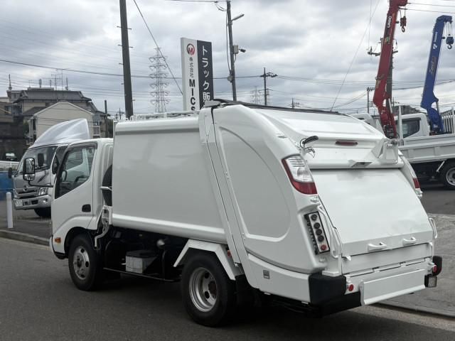Hino DUTRO 2019-01 7710054-3