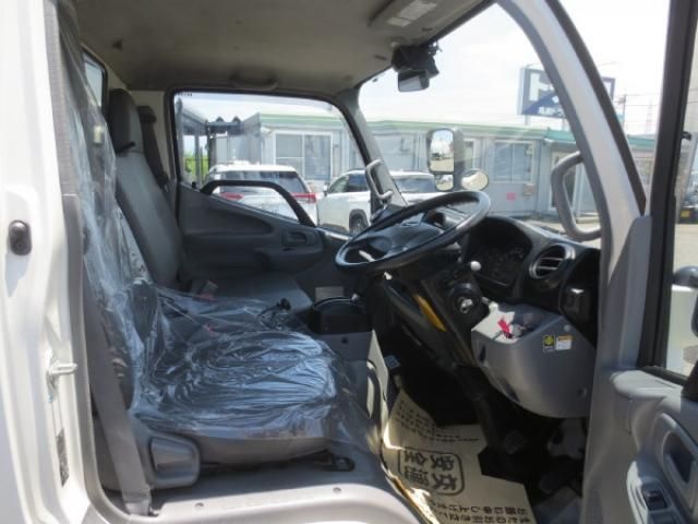 Hino DUTRO 2018-02 7710101-20