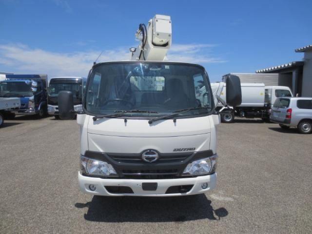 Hino DUTRO 2018-02 7710101-5