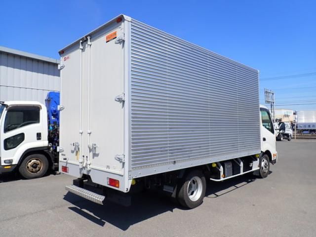 Hino DUTRO 2022-06 7710035-4