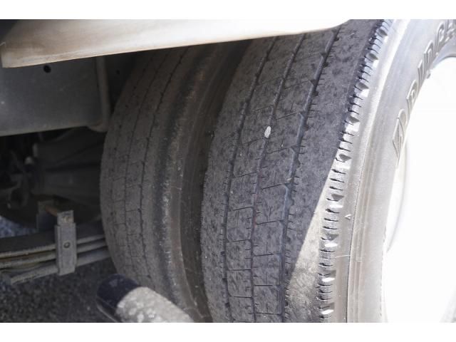 Hino DUTRO 2019-02 7710068-9
