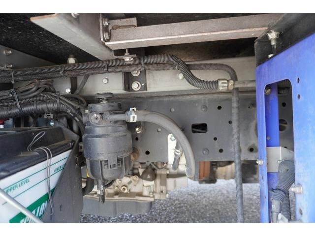 Hino DUTRO 2019-02 7710068-11