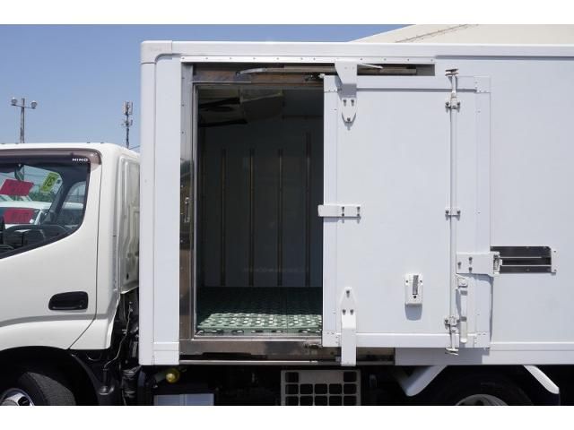Hino DUTRO 2019-02 7710068-17