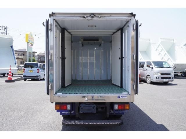 Hino DUTRO 2019-02 7710068-19