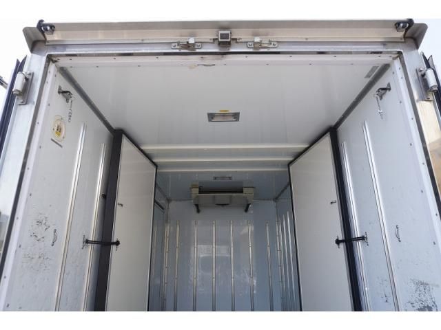 Hino DUTRO 2019-02 7710068-21
