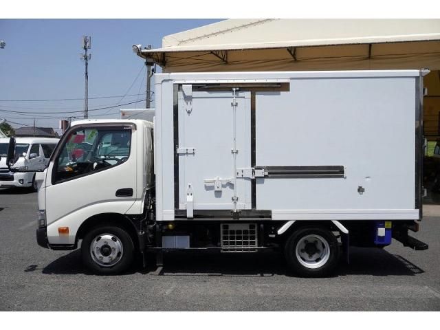 Hino DUTRO 2019-02 7710068-2