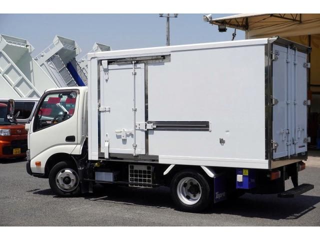 Hino DUTRO 2019-02 7710068-6